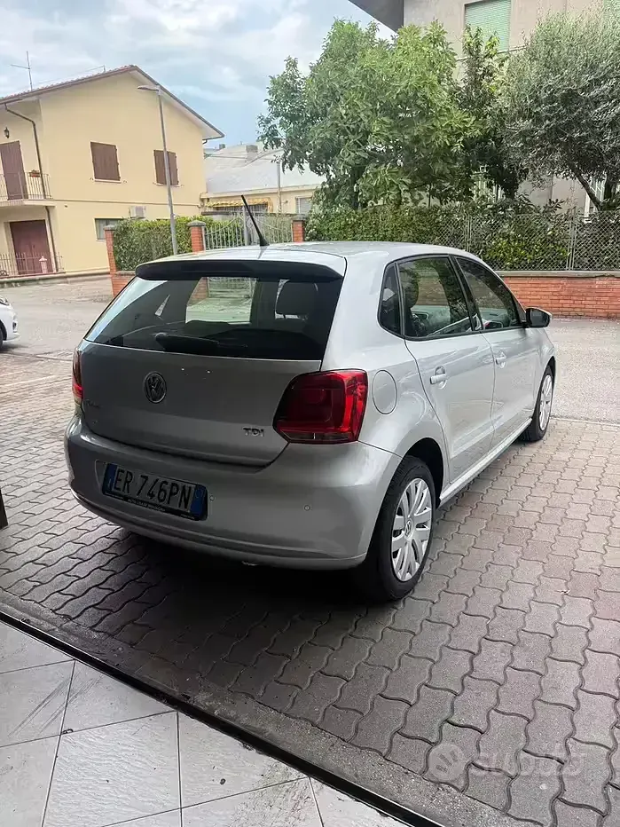Usata VW Polo 75 CV (55 kW) 2013 Grigio Utilitaria