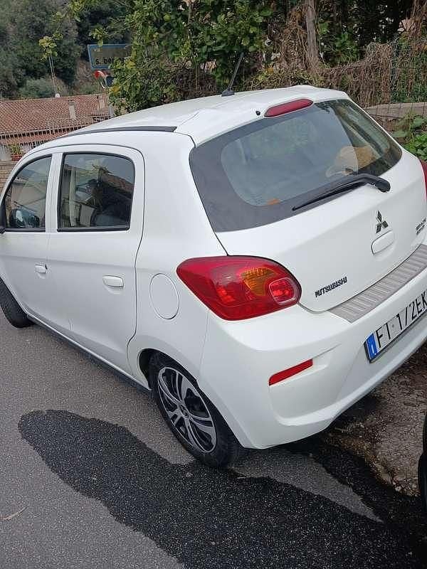 Usata Mitsubishi Space Star Invite 71 CV (52 kW) 2018 Bianco Utilitaria