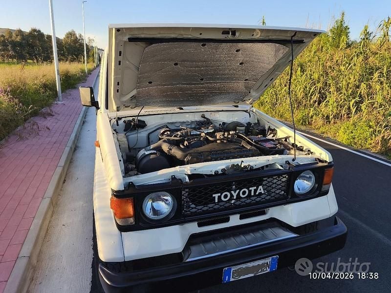 Usata Toyota Land Cruiser 1986 Bianco SUV