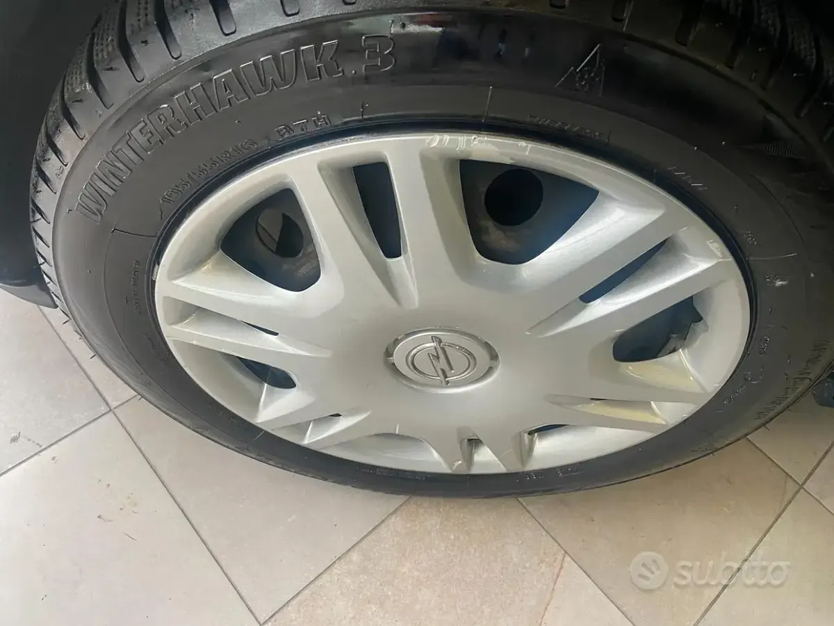 Usata Opel Corsa 90 CV (66 kW) 2018 Grigio Utilitaria