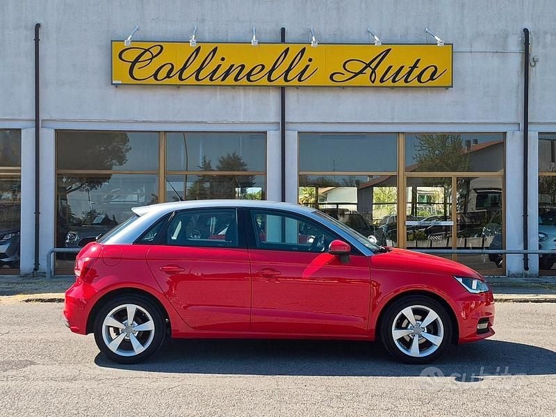 Usata Audi A1 Sportback Ambiente 95 CV (69 kW) 2018 Rosso misano/tetto argento Utilitaria