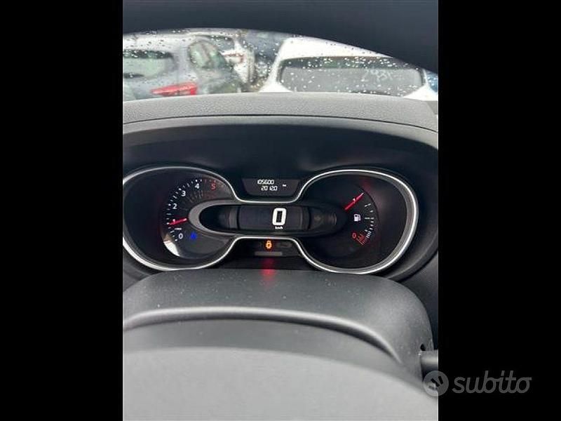 Usata Renault Trafic 120 CV (88 kW) 2021 Bianco Monovolume