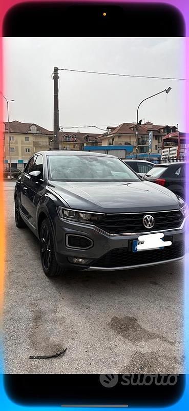 Grigio Usata 2019 VW T-Roc SUV | 16.500 € (Ottimo prezzo) - Immagine 1/4