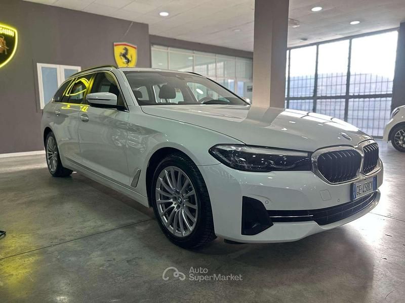 Usata BMW 520 190 CV (139 kW) 2021 Bianco Station wagon