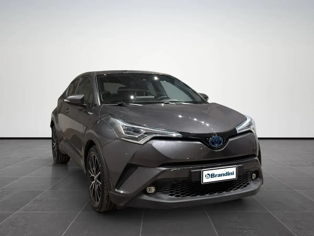 Usata Toyota C-HR Lounge 98 CV (72 kW) 2018 Grigio SUV
