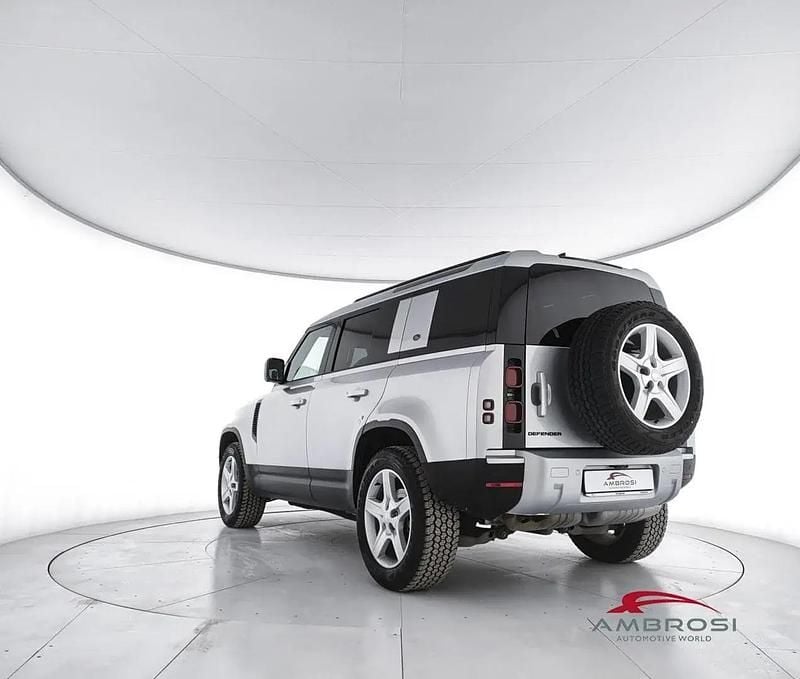 Usata Land Rover Defender SE 200 CV (147 kW) 2022 Argento SUV