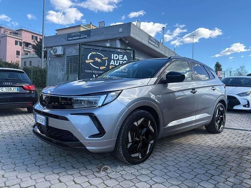 Usata Opel Grandland X Ultimate 200 CV (147 kW) 2023 Argento SUV