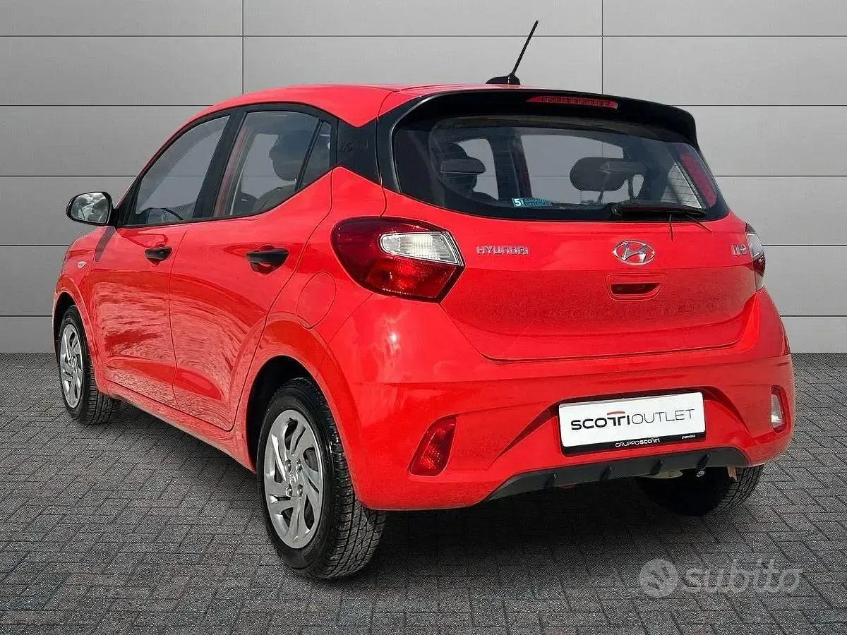 Usata Hyundai i10 Advanced Plus 66 CV (48 kW) 2020 Rosso Utilitaria