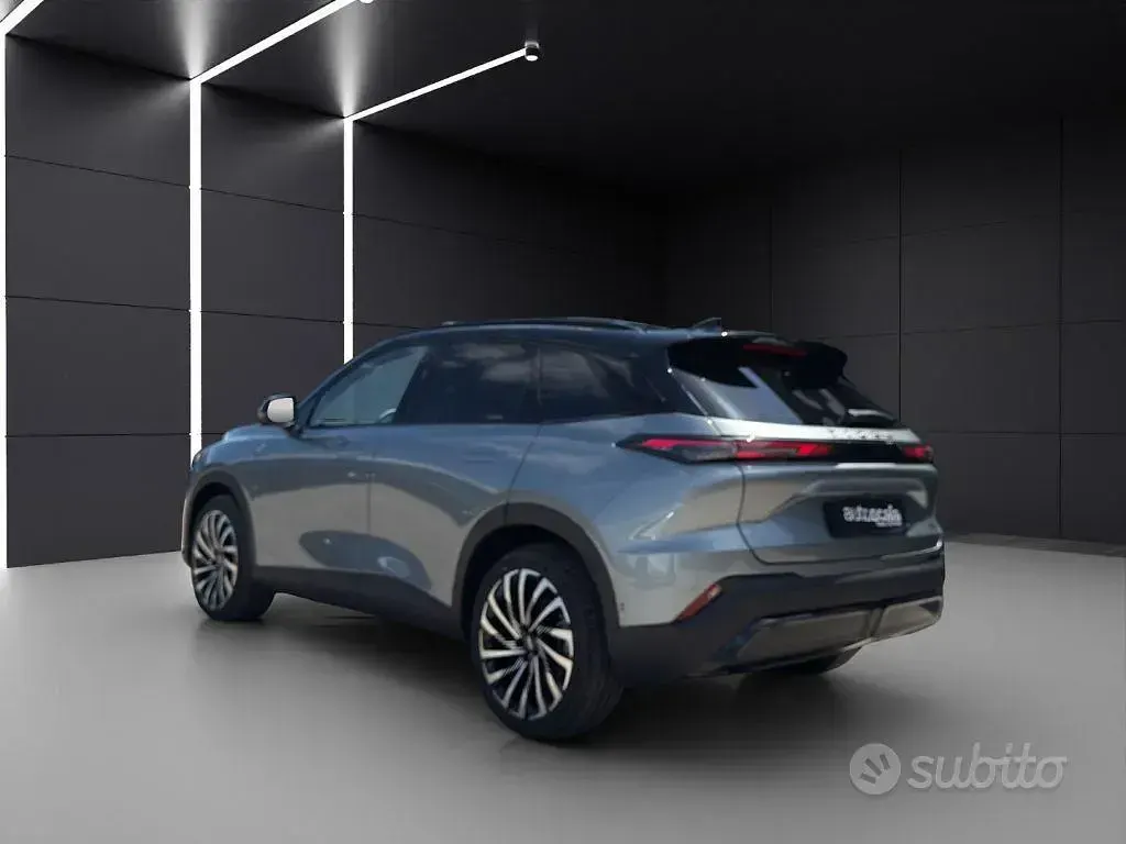 Usata Tiger Six 177 CV (130 kW) 2025 Grigio SUV