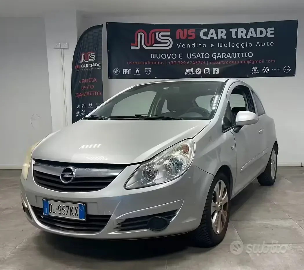 Usata Opel Corsa 60 CV (44 kW) 2007 Grigio Utilitaria