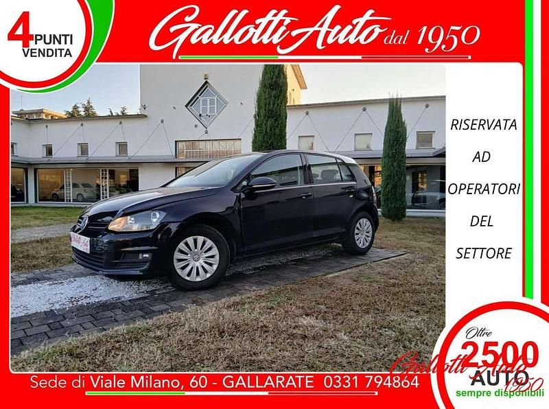 Nero Usata 2015 VW Golf VII Trendline Tre volumi | 7690 € (Ottimo prezzo) - Immagine 1/4