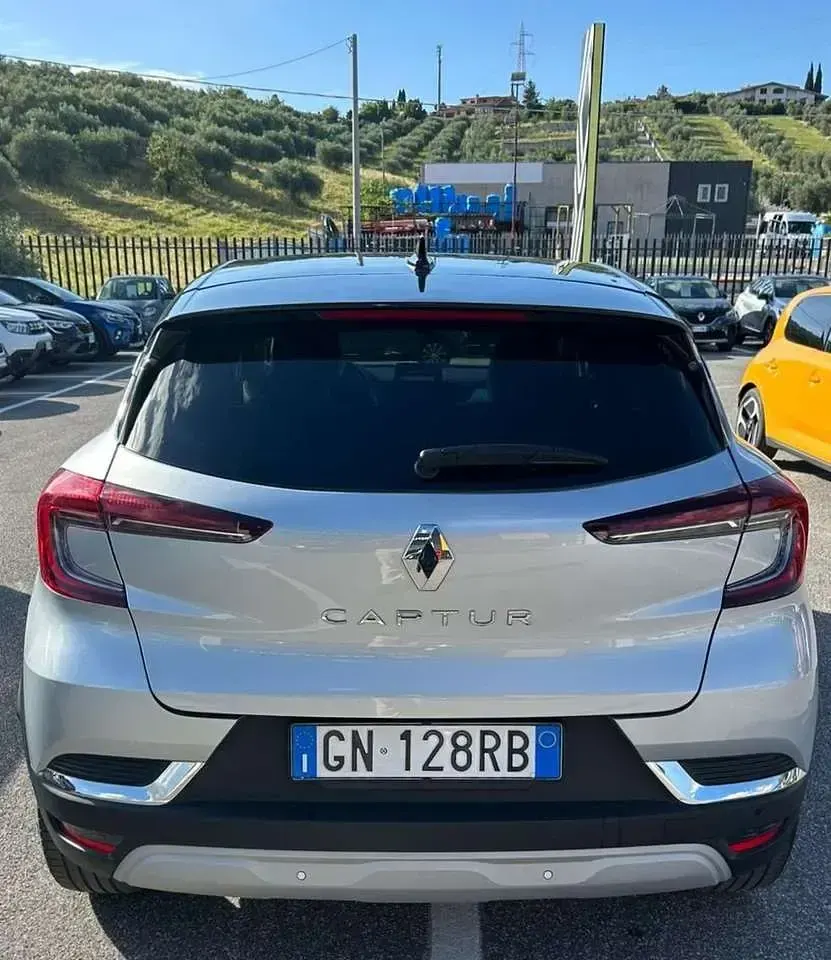 Usata Renault Captur Techno 101 CV (74 kW) 2023 Other SUV