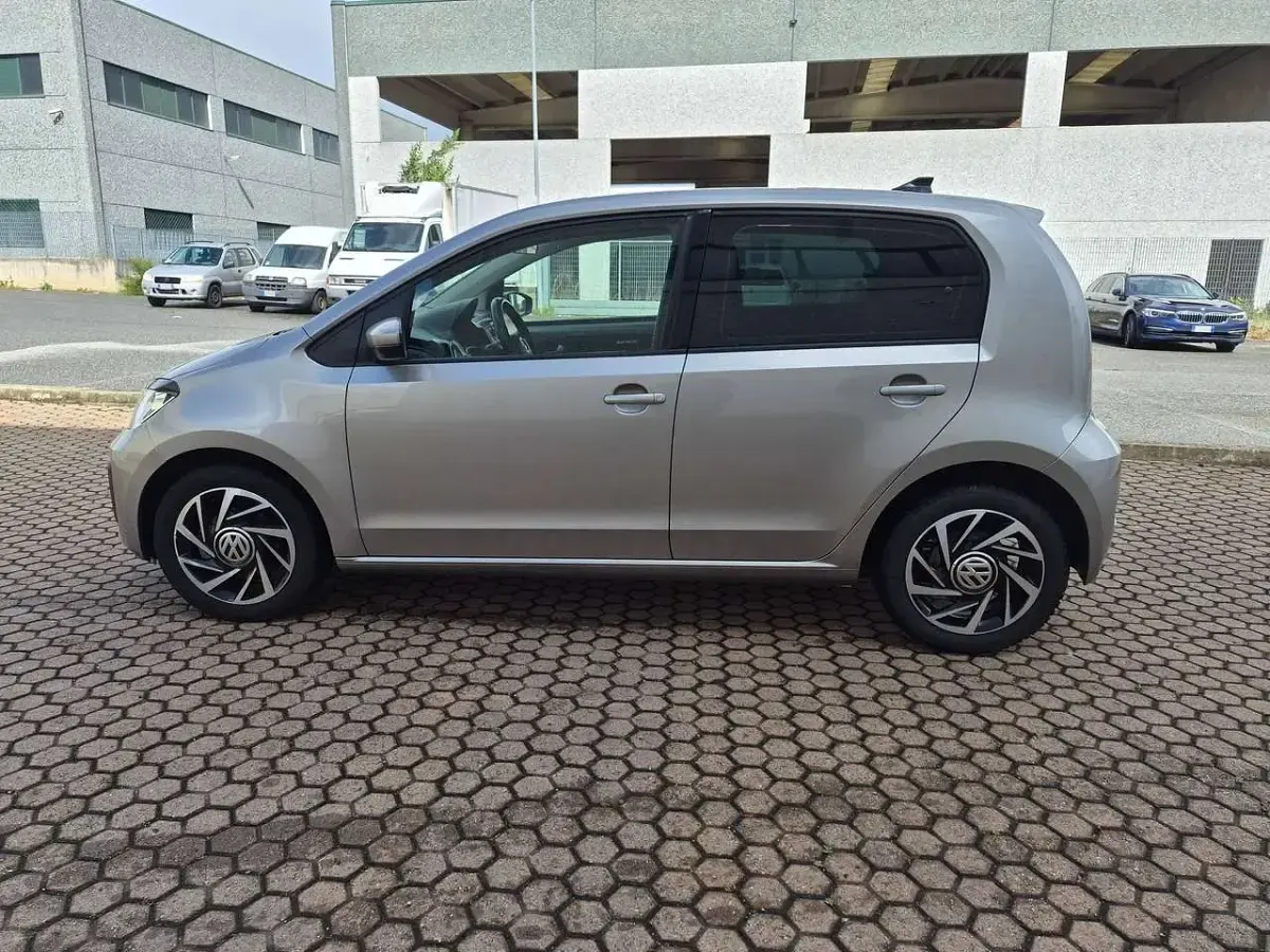 Usata VW up! 60 CV (44 kW) 2019 Grigio Utilitaria