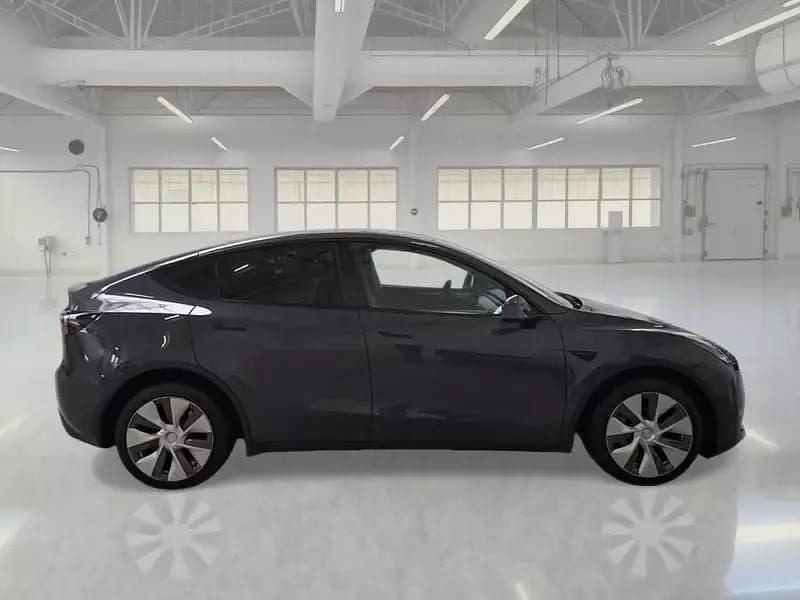 Usata Tesla Model Y 378 kW (514 CV) 2022 Grigio SUV