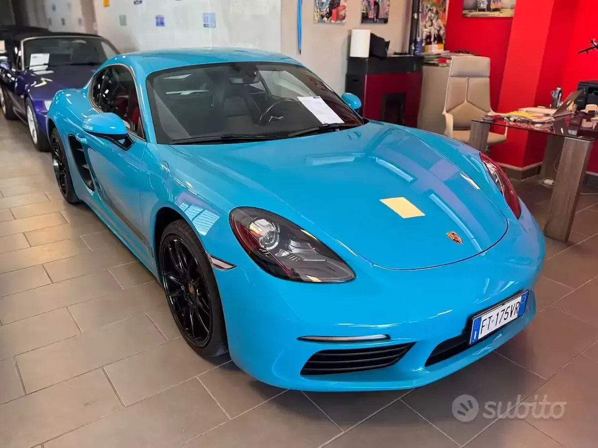 Usata Porsche 718 Cayman 299 CV (219 kW) 2019 Blu Coupé