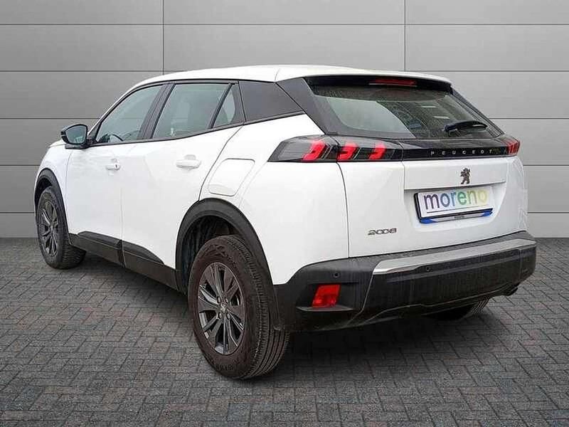 Usata Peugeot 2008 Allure 102 CV (75 kW) 2022 Bianco SUV