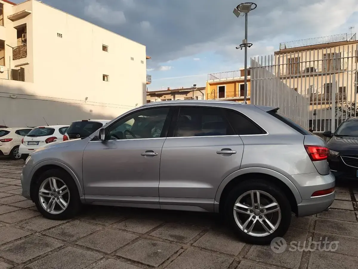 Usata Audi Q3 Business 150 CV (110 kW) 2015 Grigio SUV