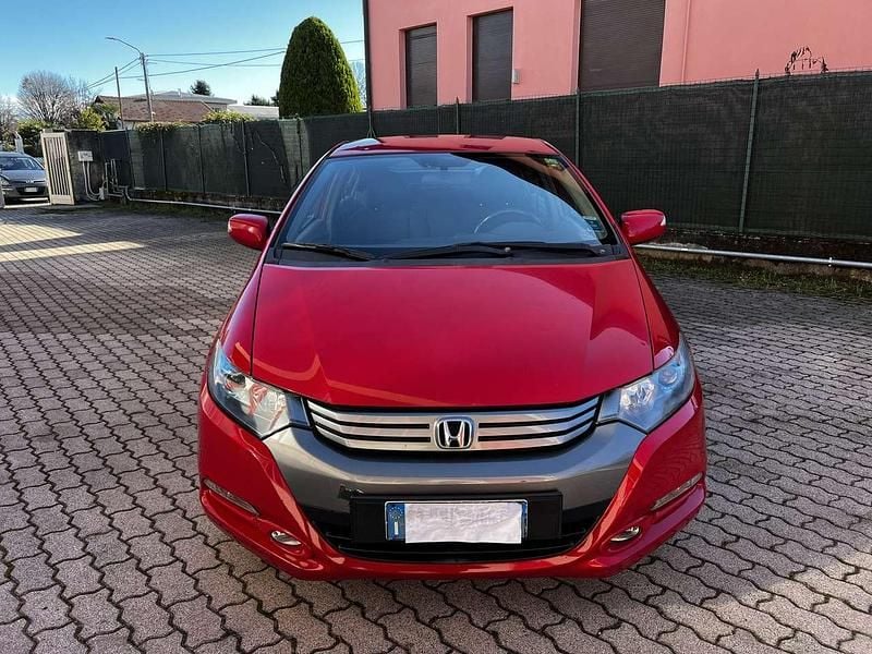 Usata Honda Insight Executive 88 CV (64 kW) 2009 Rosso Utilitaria