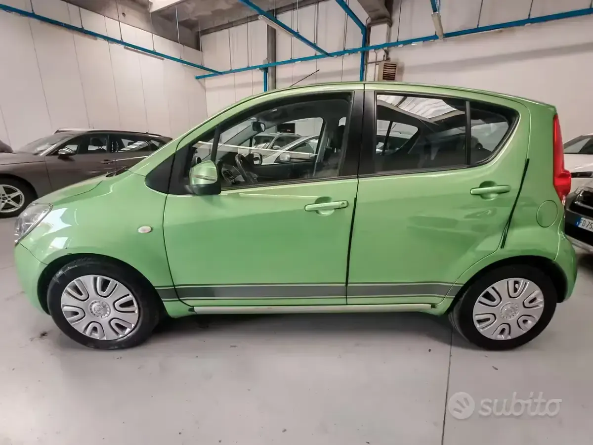 Usata Opel Agila Enjoy 86 CV (63 kW) 2008 Verde Utilitaria