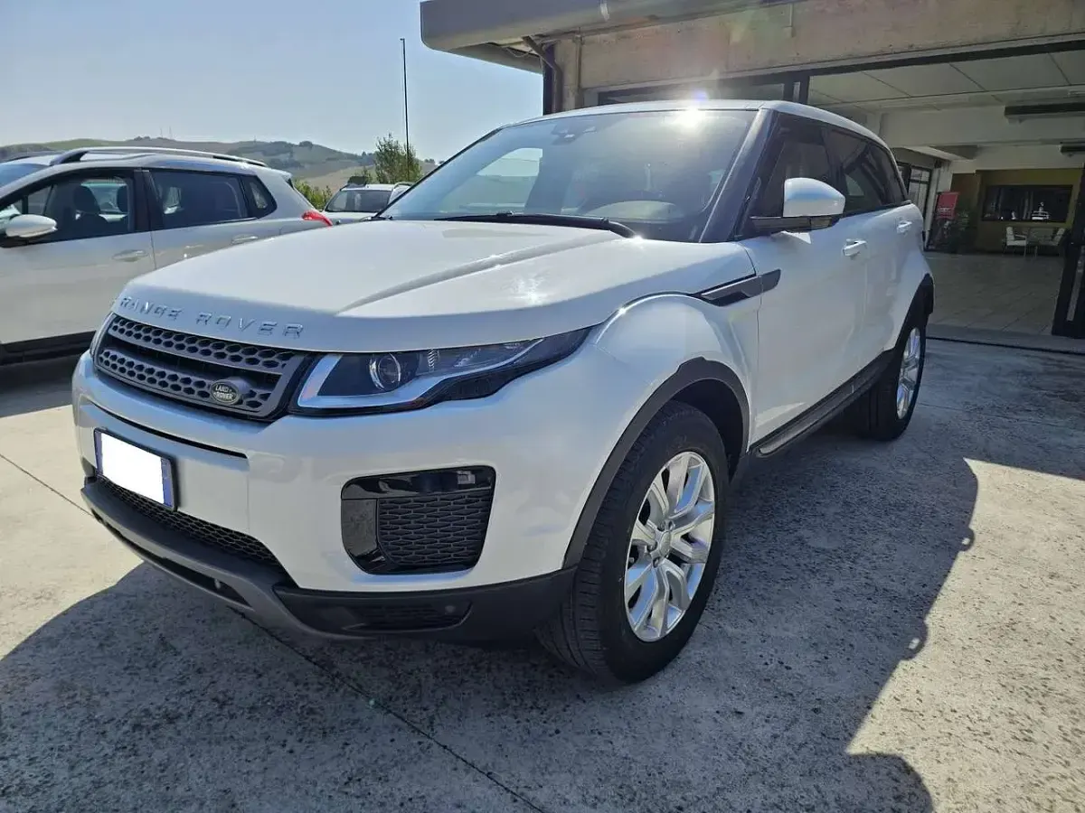 Usata Land Rover Range Rover evoque Pure 150 CV (110 kW) 2018 Bianco SUV