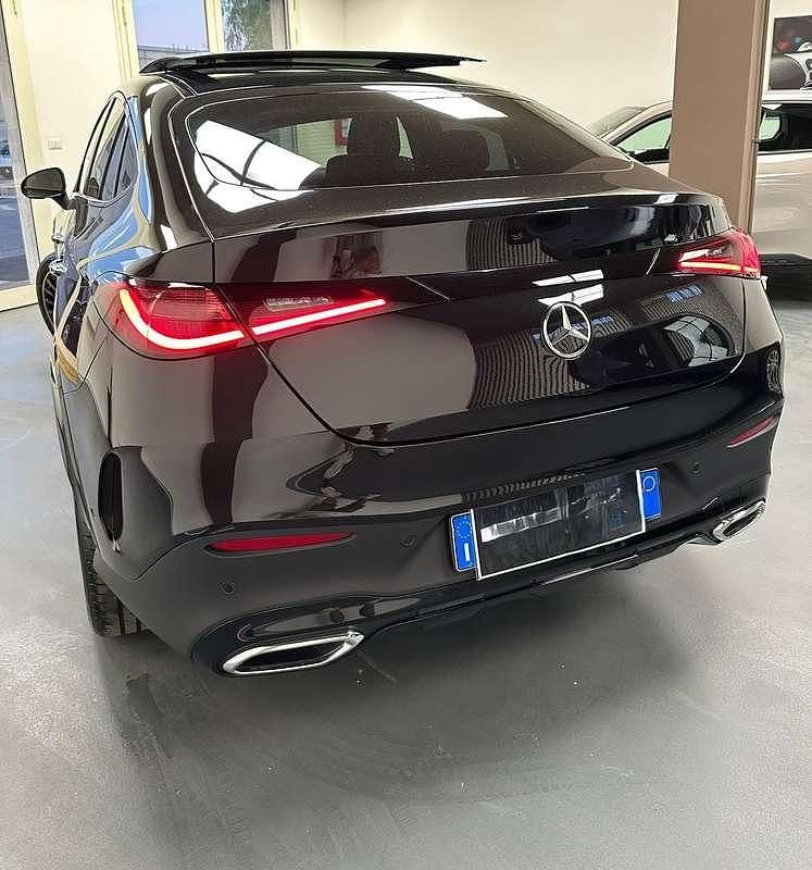 Usata Mercedes GLC300e AMG line 269 CV (197 kW) 2024 Nero Coupé