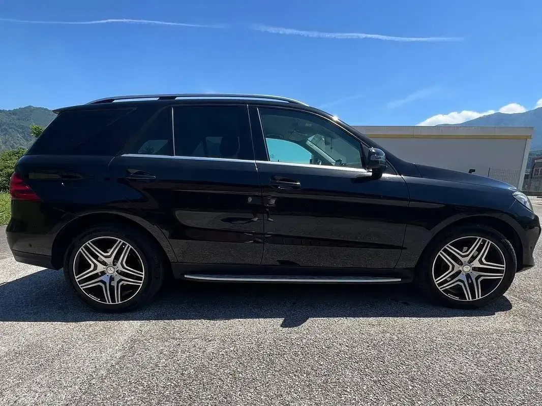 Usata Mercedes GLE250 Premium 204 CV (150 kW) 2016 Nero SUV