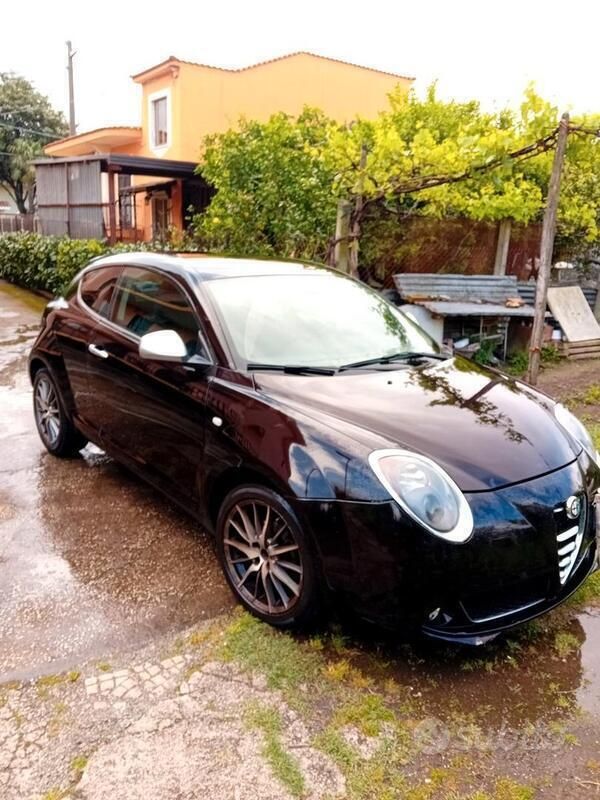 Usata Alfa Romeo MiTo 77 CV (56 kW) 2012 Nero Utilitaria
