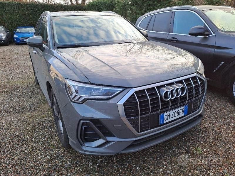 Usata Audi Q3 S-Line 150 CV (110 kW) 2022 Grigio SUV