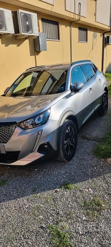 Usata Peugeot 2008 131 CV (96 kW) 2020 Grigio SUV