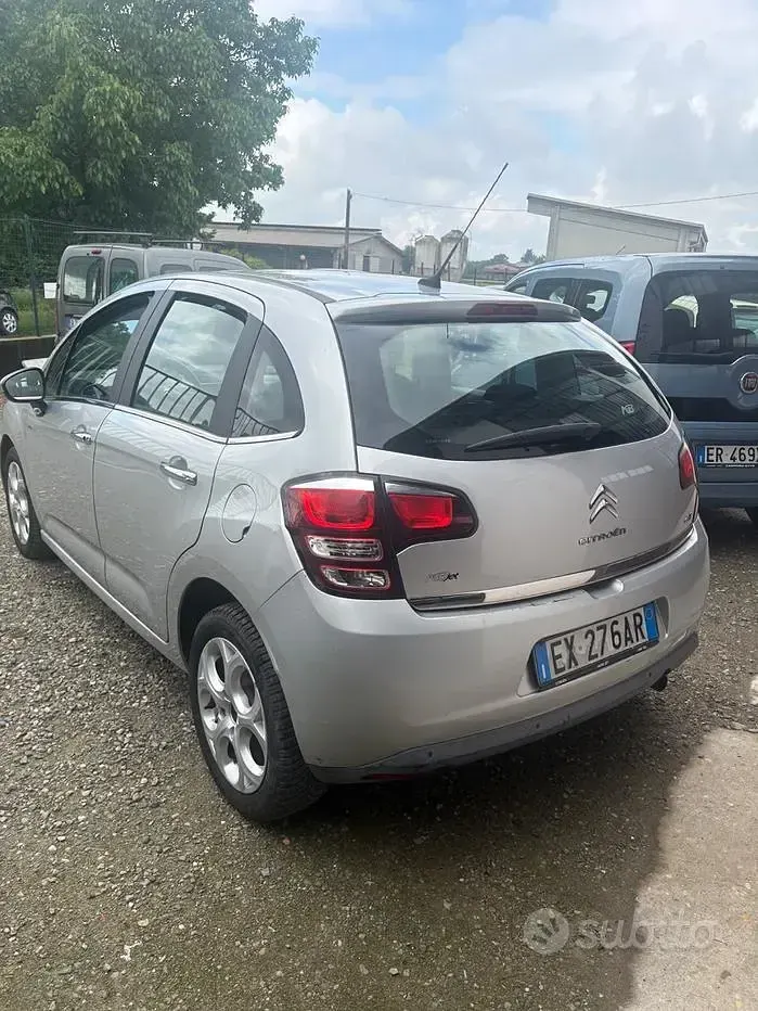 Używany Citroën C3 Seduction 68 KM (50 kW) 2014 Szary Sedan/Limuzyna