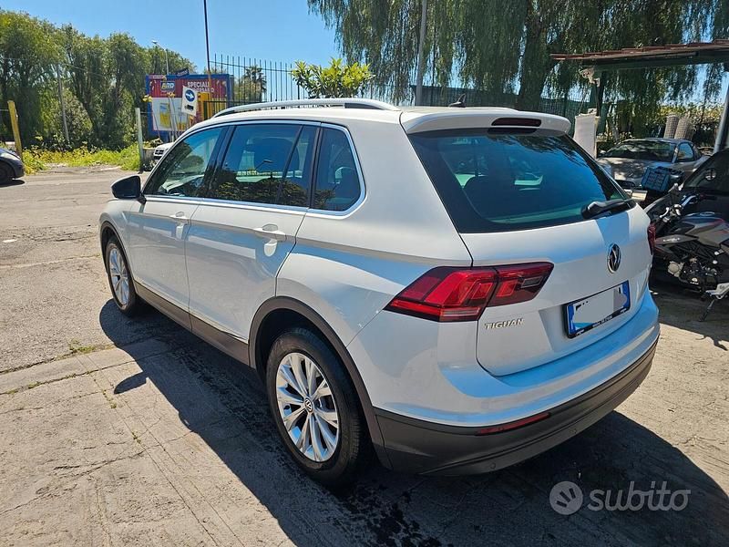 Usata VW Tiguan Business 116 CV (85 kW) 2017 Bianco SUV