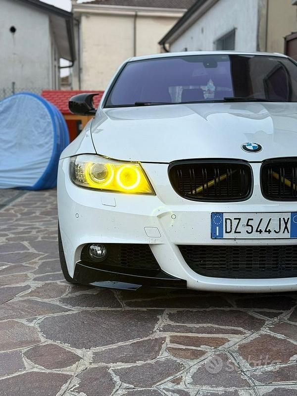 Usata BMW 320 M Performance 184 CV (135 kW) 2010 Bianco Berlina
