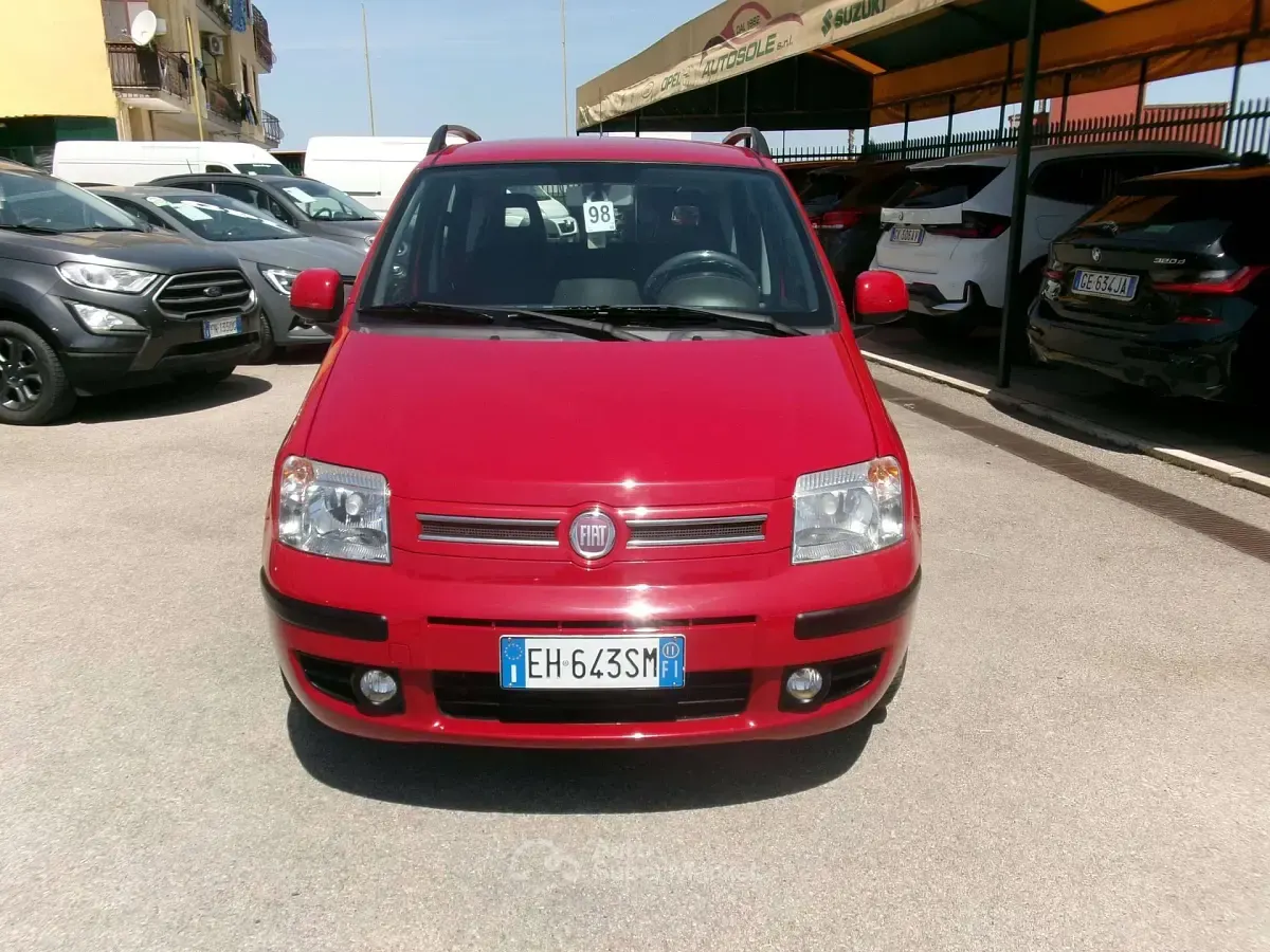 Usata Fiat Panda Dynamic 69 CV (50 kW) 2011 Rosso Utilitaria