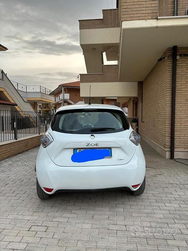 Usata Renault Zoe 42 kW (58 CV) 2018 Bianco Utilitaria