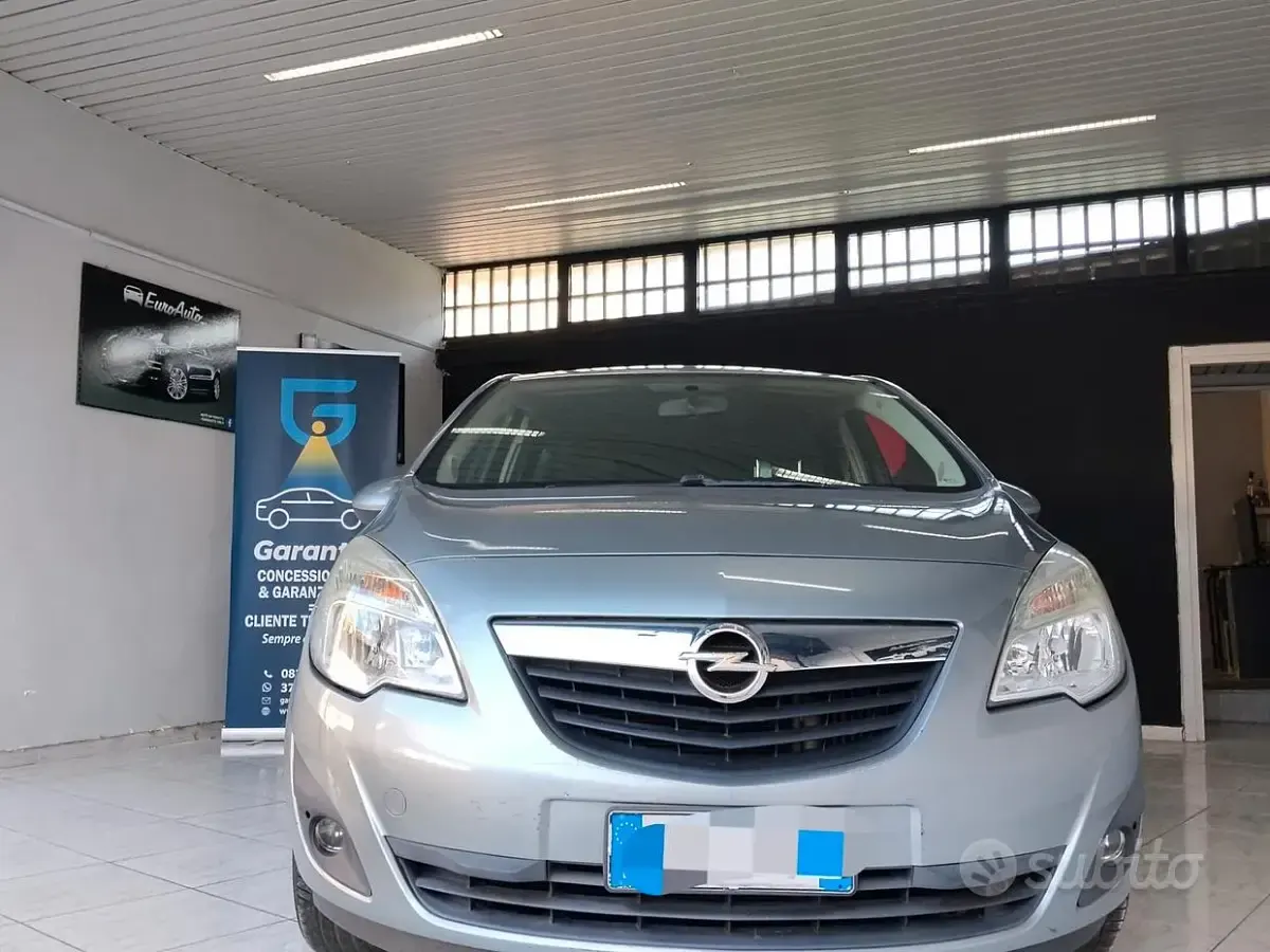 Usata Opel Meriva 95 CV (69 kW) 2012 Grigio Monovolume