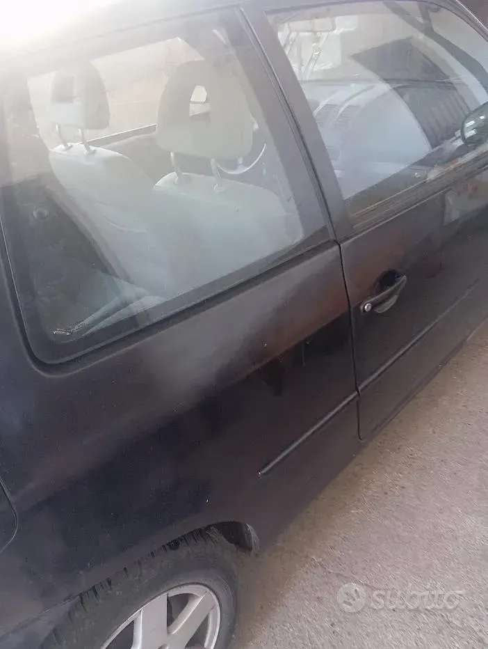 Usata VW Lupo 75 CV (55 kW) 2002 Nero Utilitaria