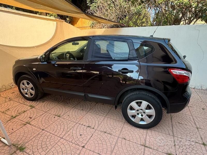 Usata 2012 Nissan Qashqai SUV | 4000 € (Buon prezzo) - Immagine 1/4