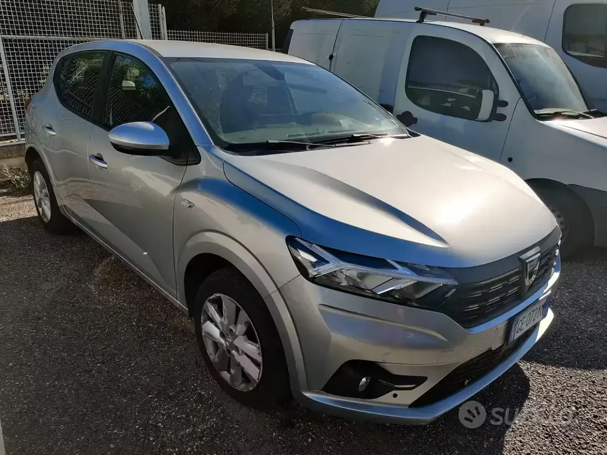 Usata Dacia Sandero 65 CV (47 kW) 2021 Grigio Berlina