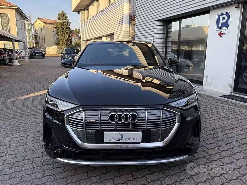 Usata Audi e-tron S-Line 230 kW (313 CV) 2021 Nero / metallizzato SUV