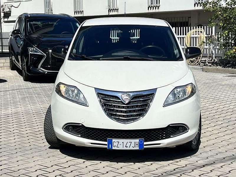 Usata Lancia Ypsilon S 95 CV (69 kW) 2012 Utilitaria