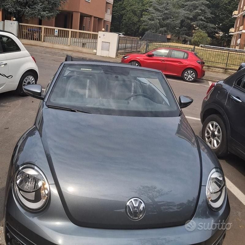 Grigio Usata 2018 VW Maggiolino Cabrio | 18.500 € (Super prezzo) - Immagine 1/4