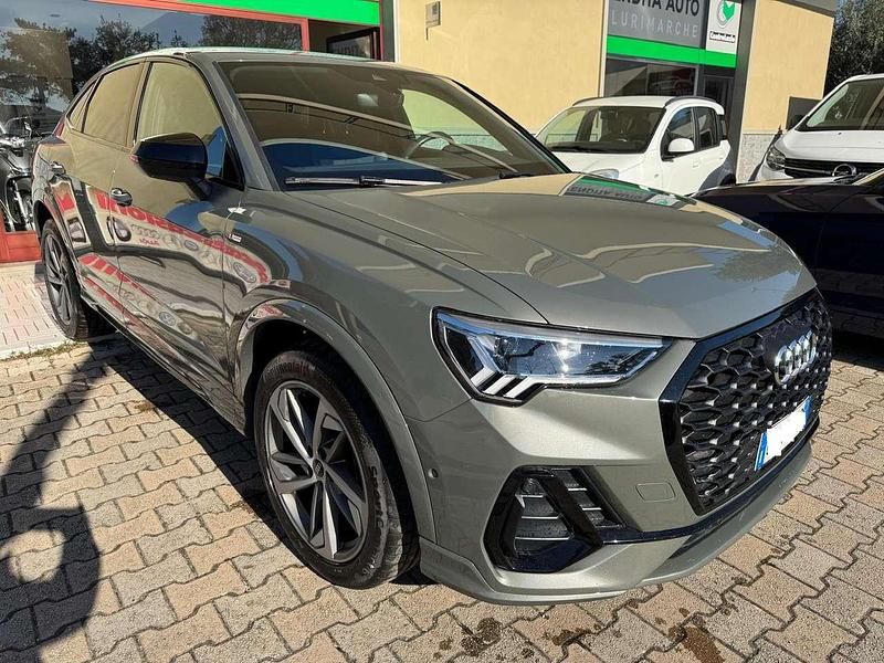 Usata Audi Q3 Sportback S-Line 150 CV (110 kW) 2023 Grigio SUV