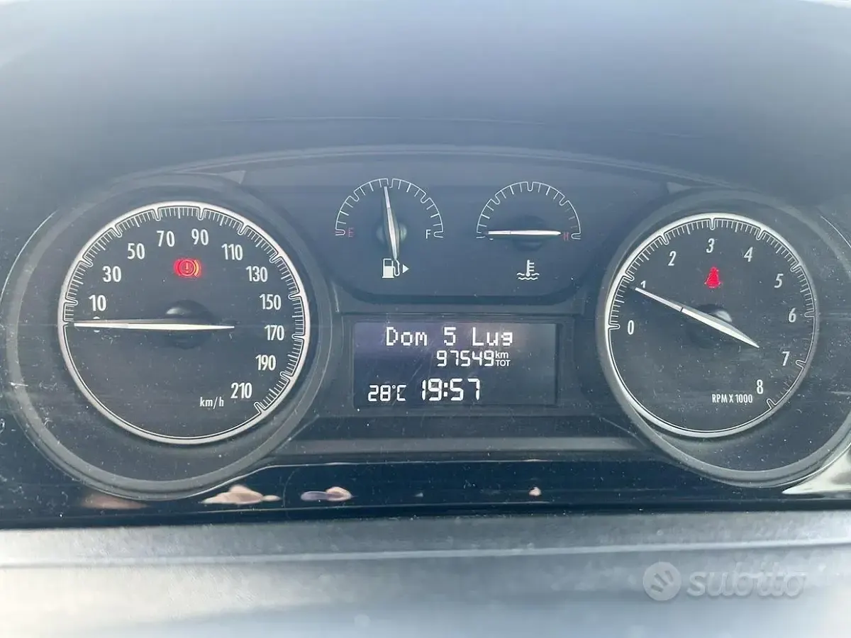 Usata Lancia Ypsilon Gold 60 CV (44 kW) 2020 Utilitaria