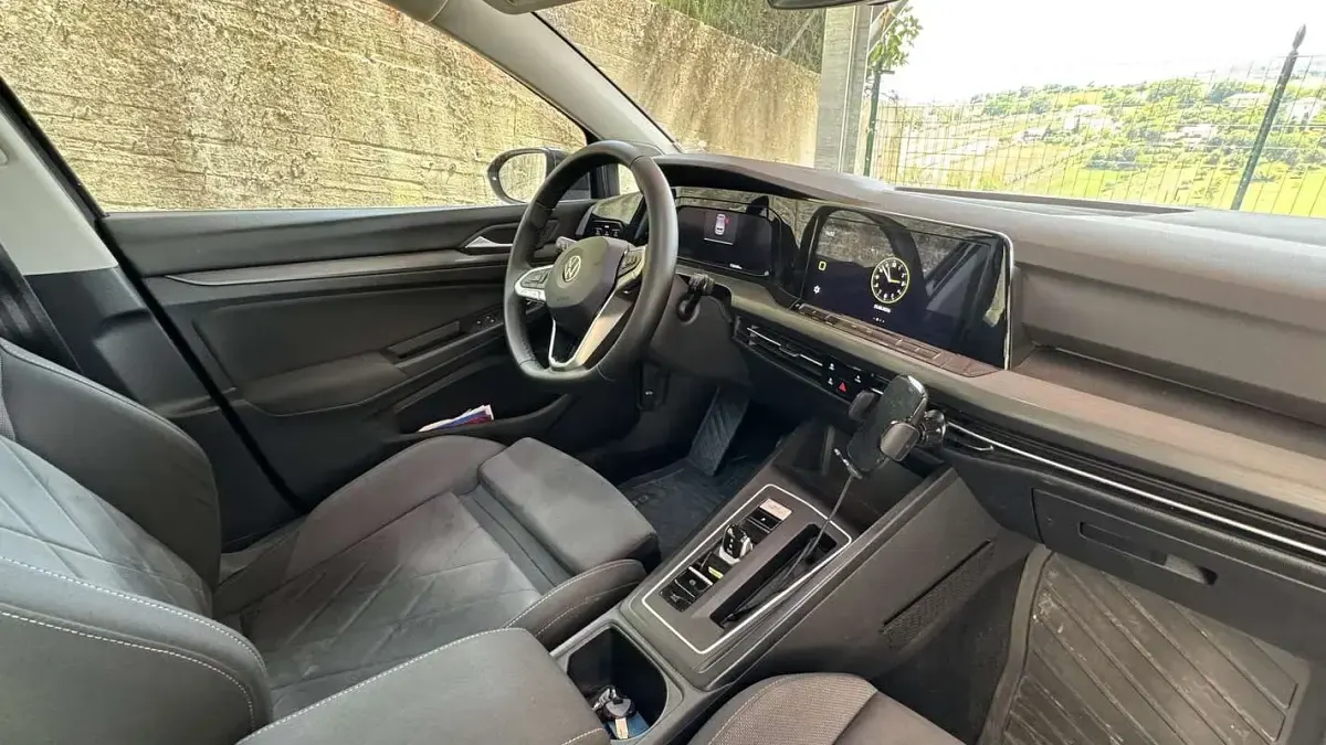 Usata VW Golf VIII Style 131 CV (96 kW) 2022 Berlina