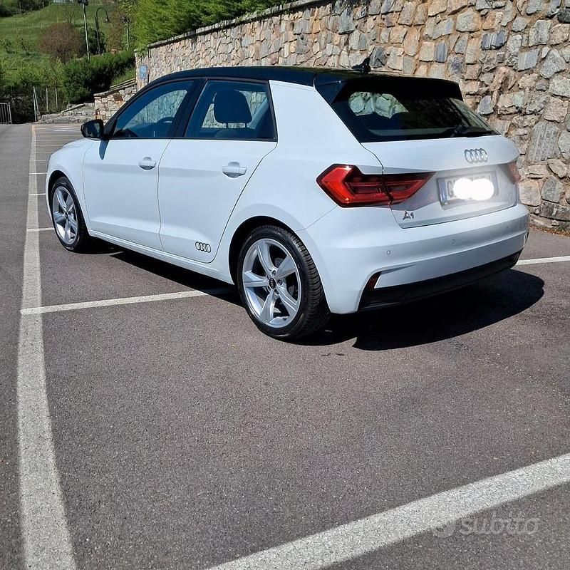 Usata Audi A1 95 CV (69 kW) 2022 Bianco SUV