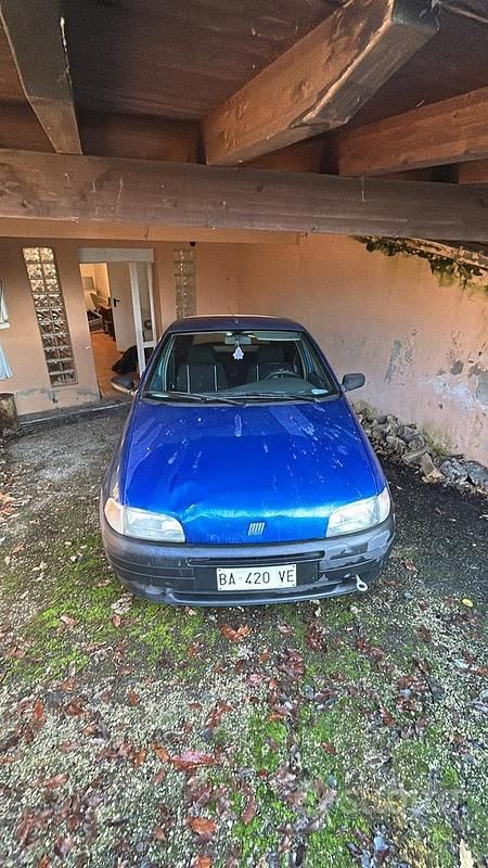 Usata Fiat Punto 1997 Blu Berlina