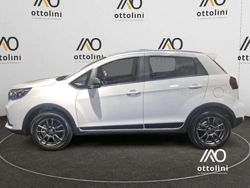 Nuova EMC QUATTRO 103 CV (75 kW) 2026 Bianco SUV