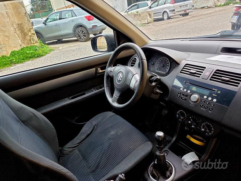 Usata Suzuki Swift 75 CV (55 kW) 2008 Nero Utilitaria