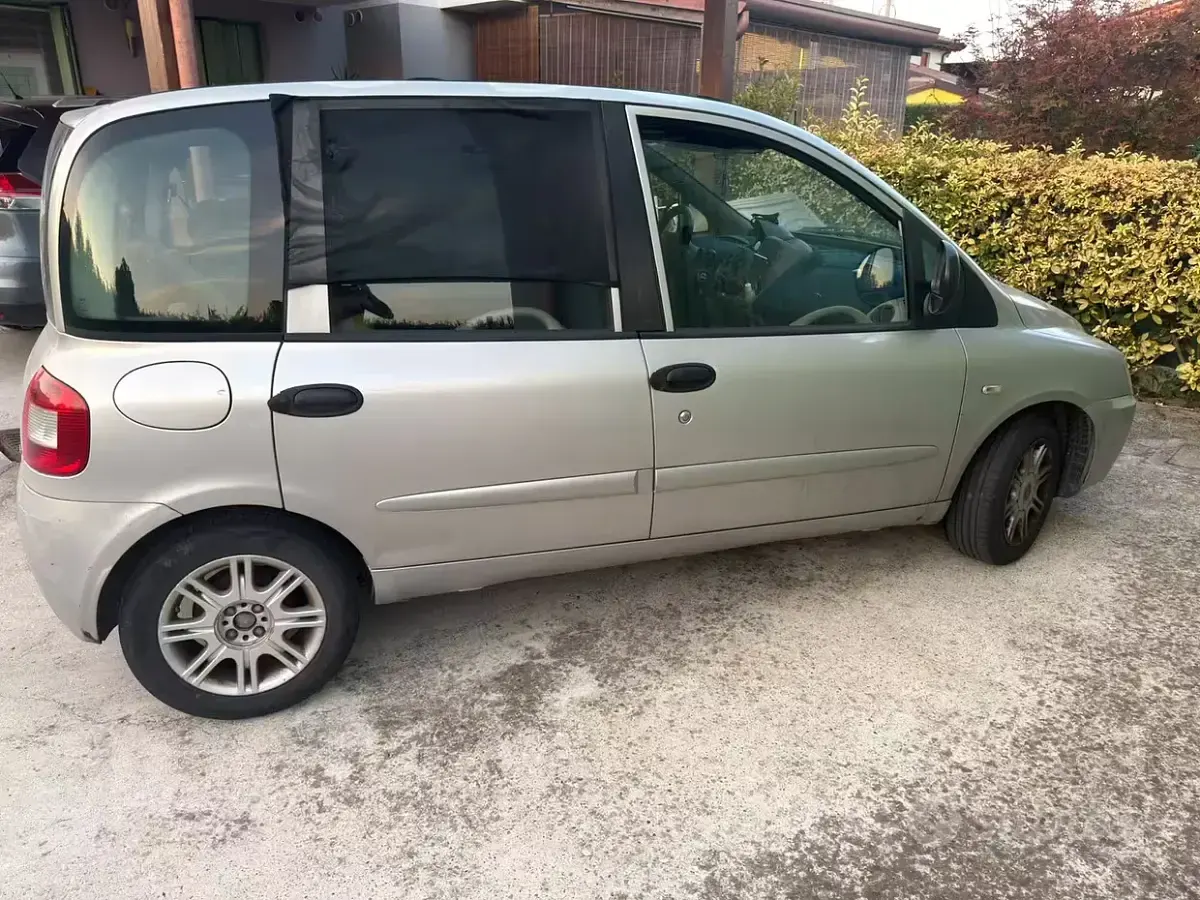 Usata Fiat Multipla 116 CV (85 kW) 2004 Monovolume