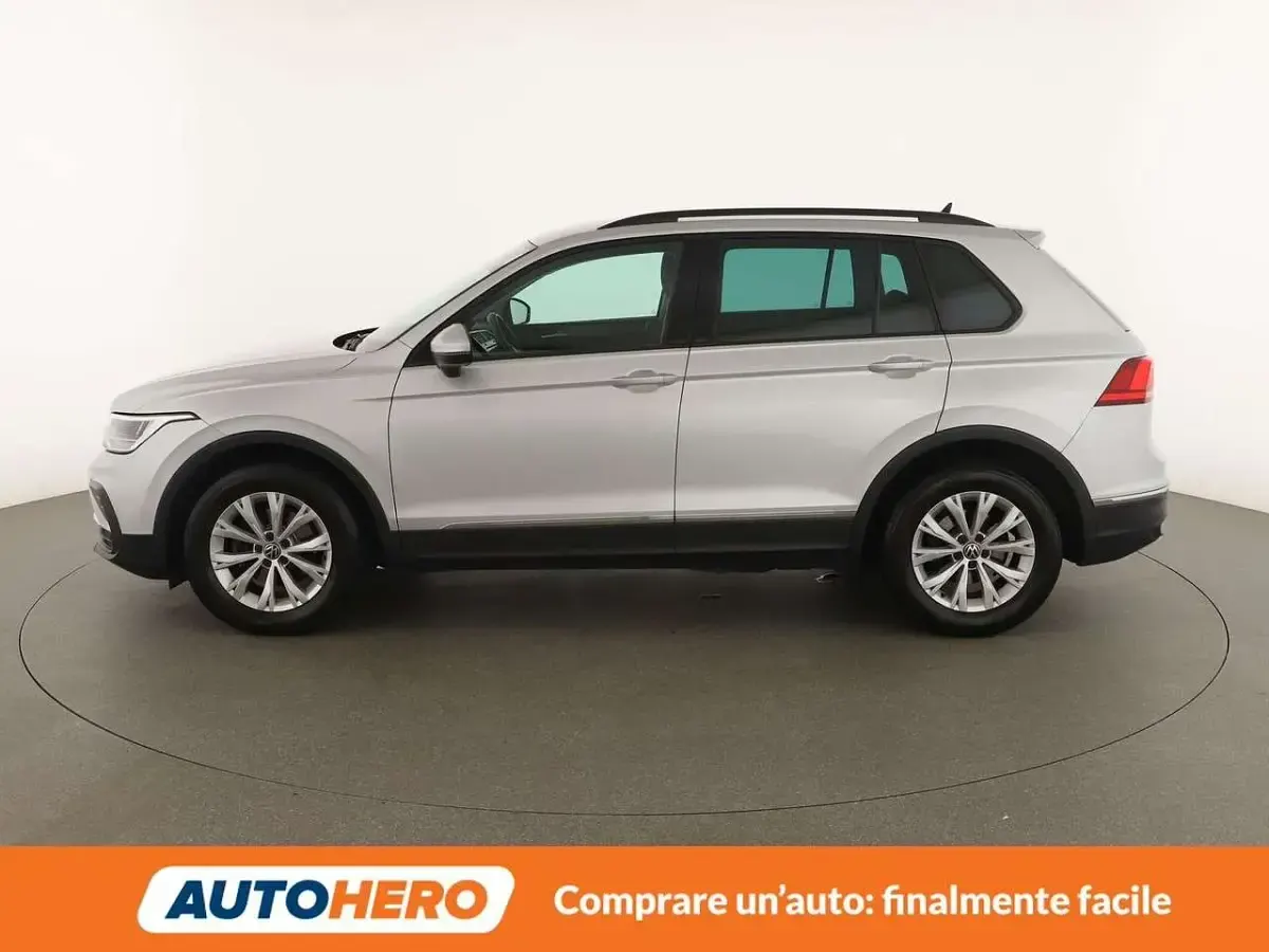 Usata VW Tiguan Life 150 CV (110 kW) 2023 Argento SUV